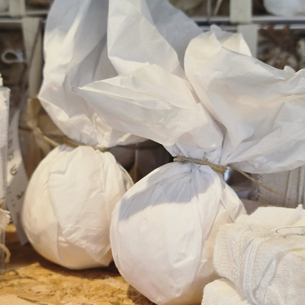 כדור מינרלים אריזה לבנה