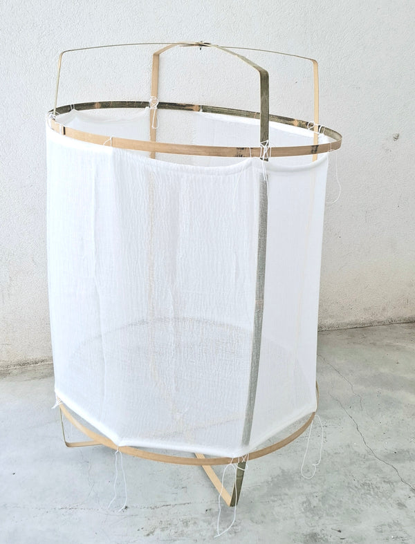 גוף תאורה ענק