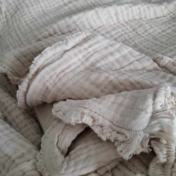 כרית טטרה בגוון חול