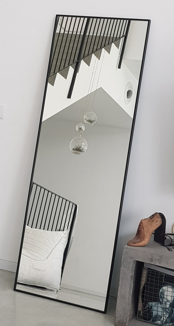 מראת גוף מינימלסטית אורך 170