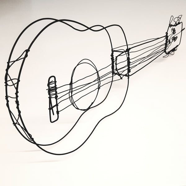 גיטרה מחוטי ברזל
