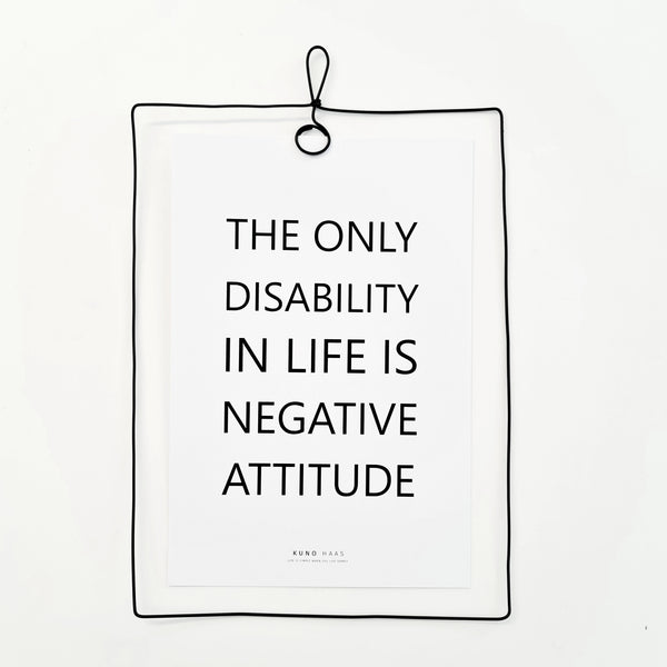 הדפס the only לבן במסגרת