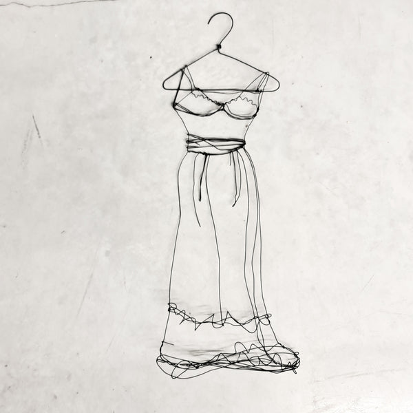 שמלה דגם גופיה