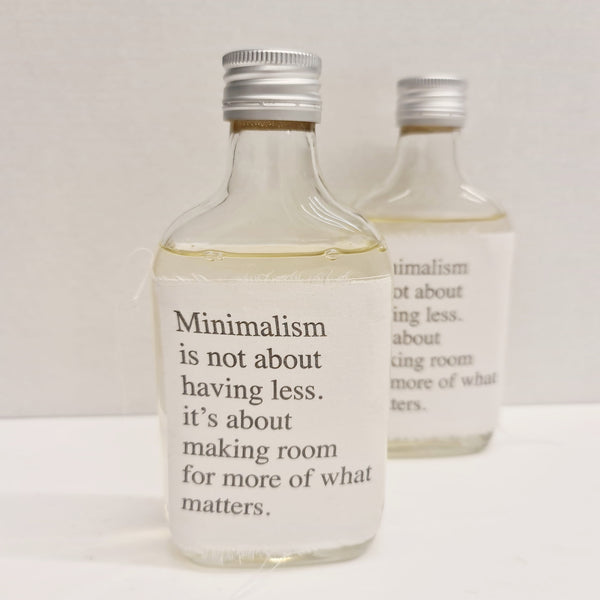 מפיץ ריח מינימליזם